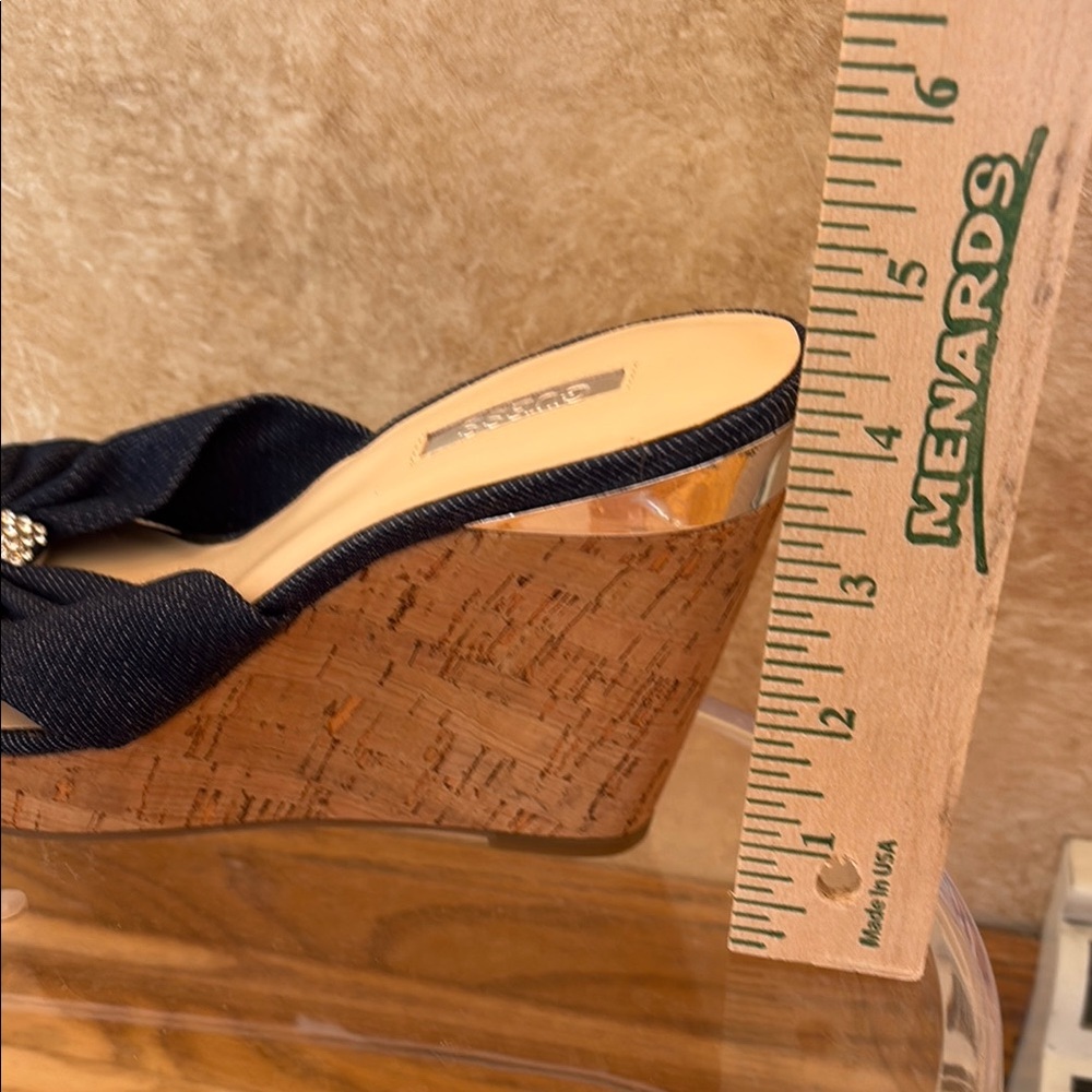 Guess Women's  Denim Wedge Gwbetzy2 Dark Blue Fabric 8.5 EUC - Picture 10 of 12